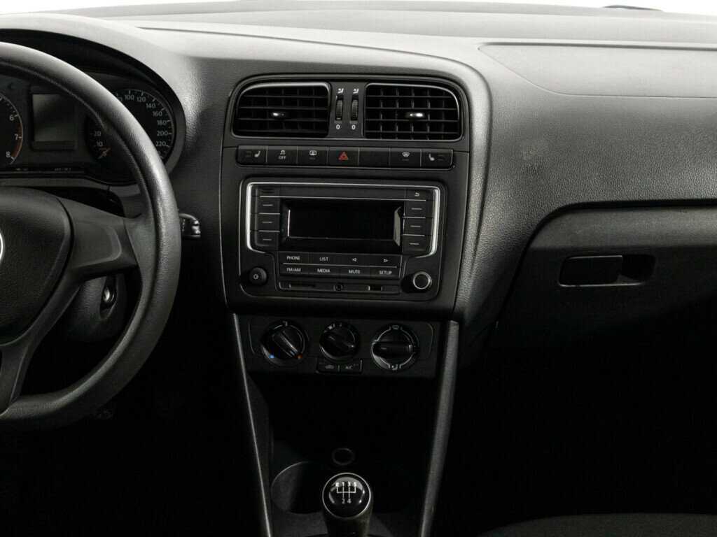 Купить Volkswagen Polo, 2016, 168 171 км.. Фото: #13