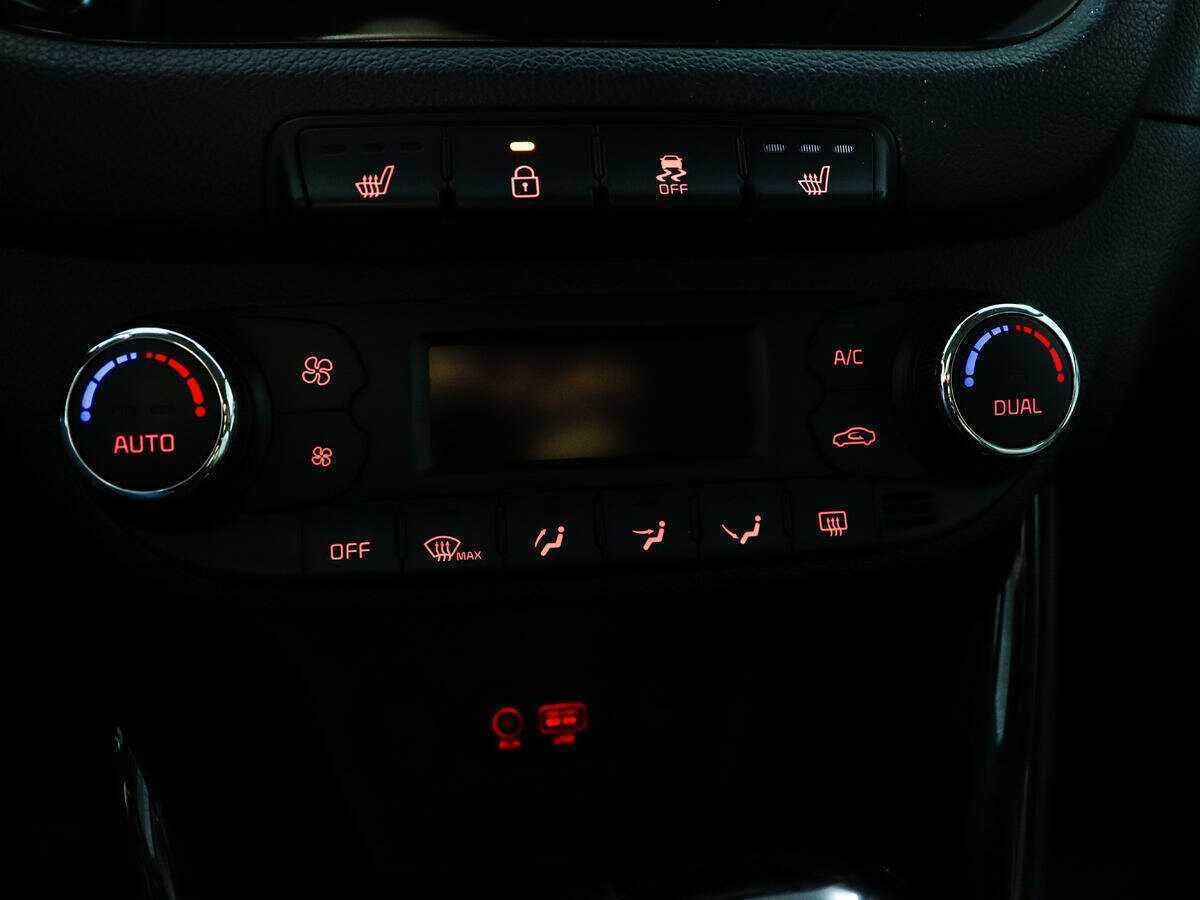 Купить Kia Ceed, 2018, 86 492 км.. Фото: #16