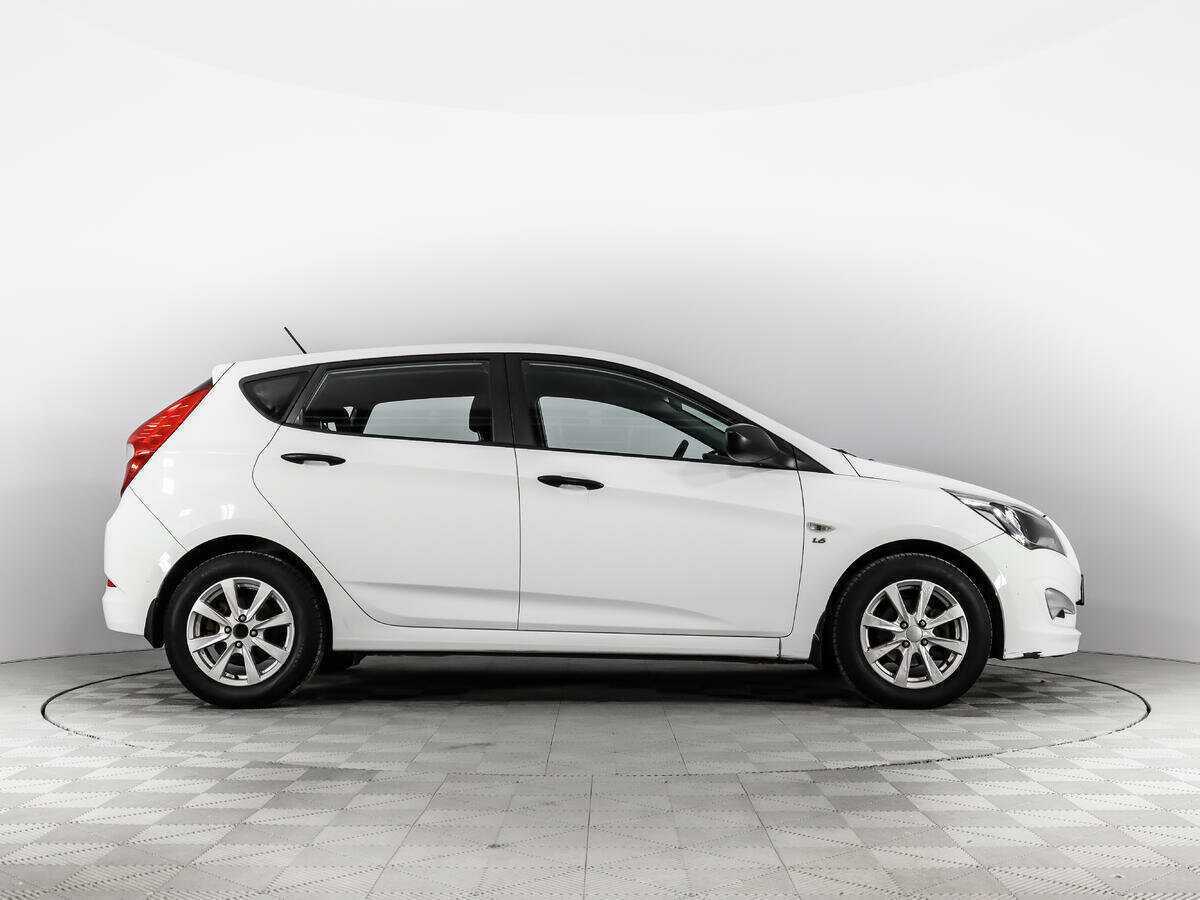 Купить Hyundai Solaris, 2015, 105 092 км.. Фото: #3