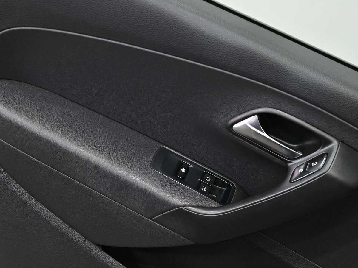 Купить Volkswagen Polo, 2012, 162 000 км.. Фото: #7