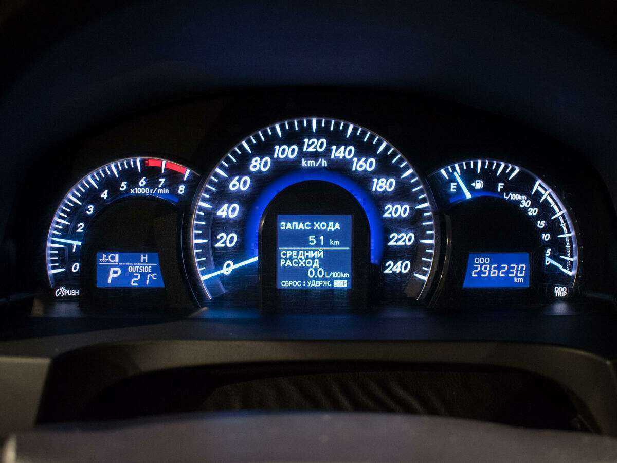 Купить Toyota Camry, 2012, 296 235 км.. Фото: #10