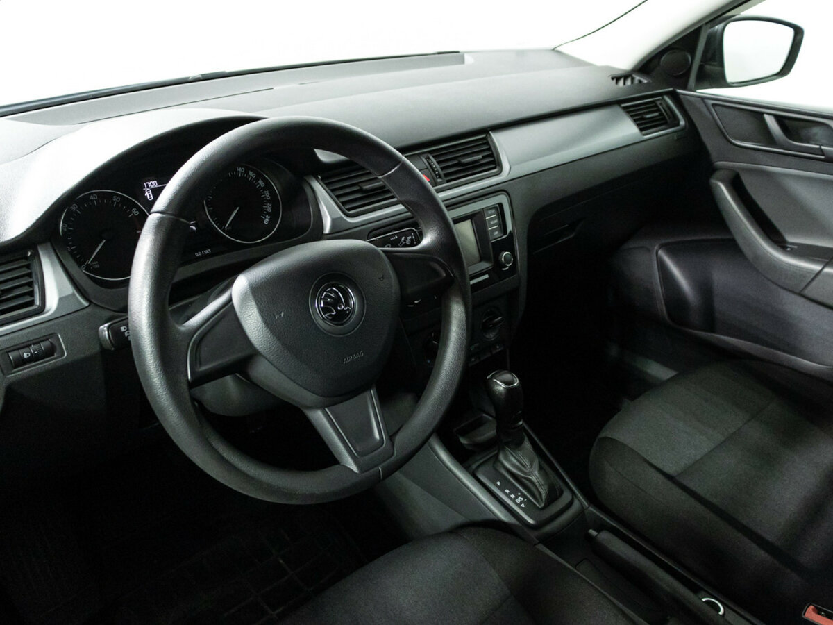 Купить Skoda Rapid, 2015, 75 216 км.. Фото: #10