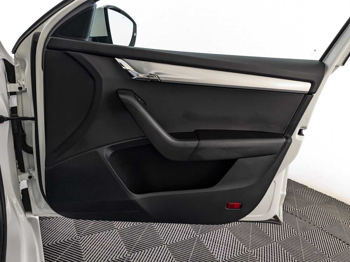 Купить Skoda Octavia, 2019, 103 919 км.. Фото: #24