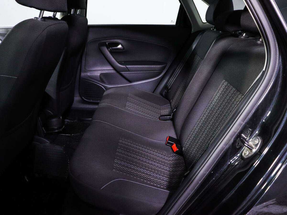 Купить Volkswagen Polo, 2016, 57 678 км.. Фото: #6