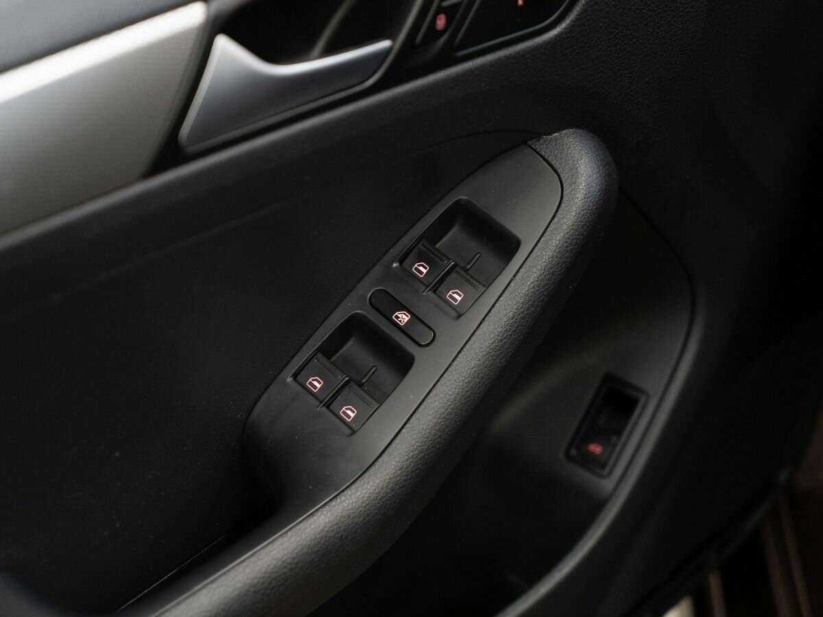 Купить Volkswagen Jetta, 2016, 107 000 км.. Фото: #14