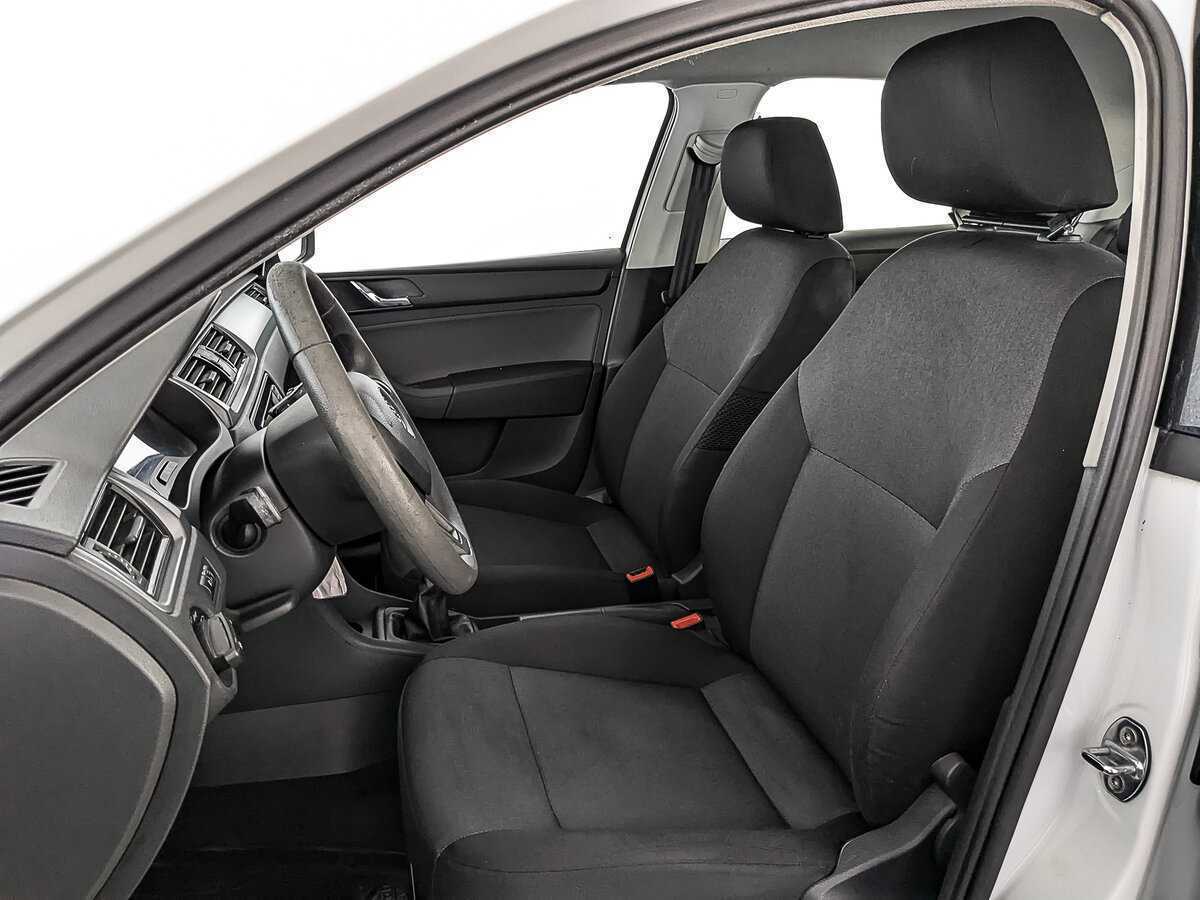 Купить Skoda Rapid, 2017, 145 587 км.. Фото: #17