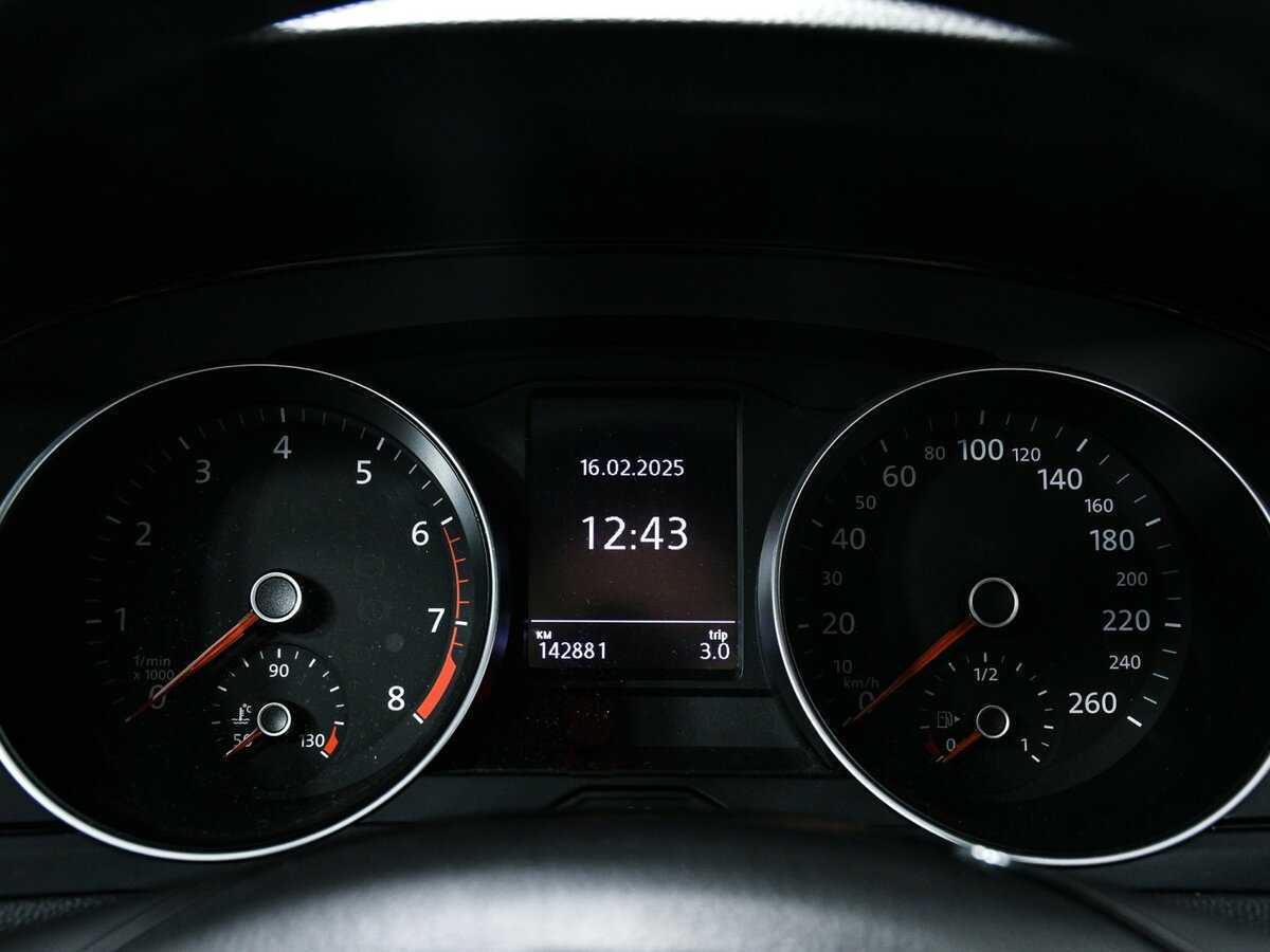 Купить Volkswagen Passat, 2017, 142 000 км.. Фото: #8