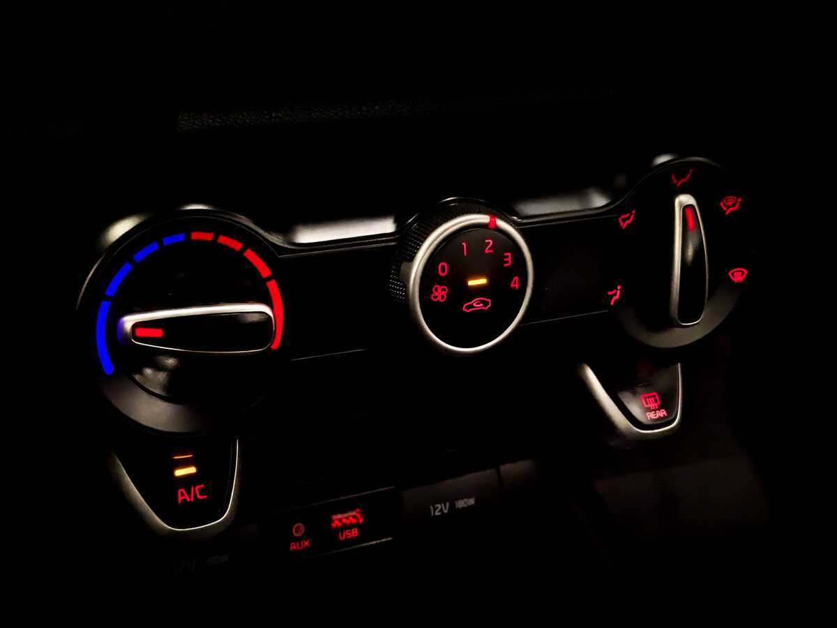 Купить Kia Rio, 2020, 184 175 км.. Фото: #22