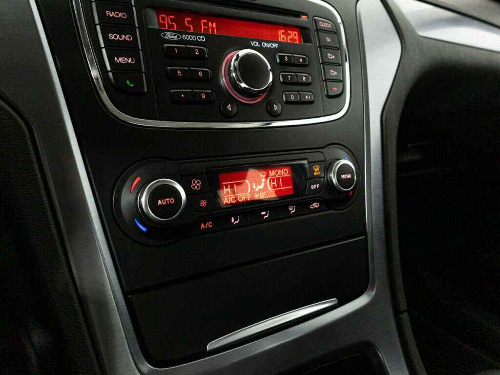 Купить Ford Mondeo, 2014, 222 053 км.. Фото: #14