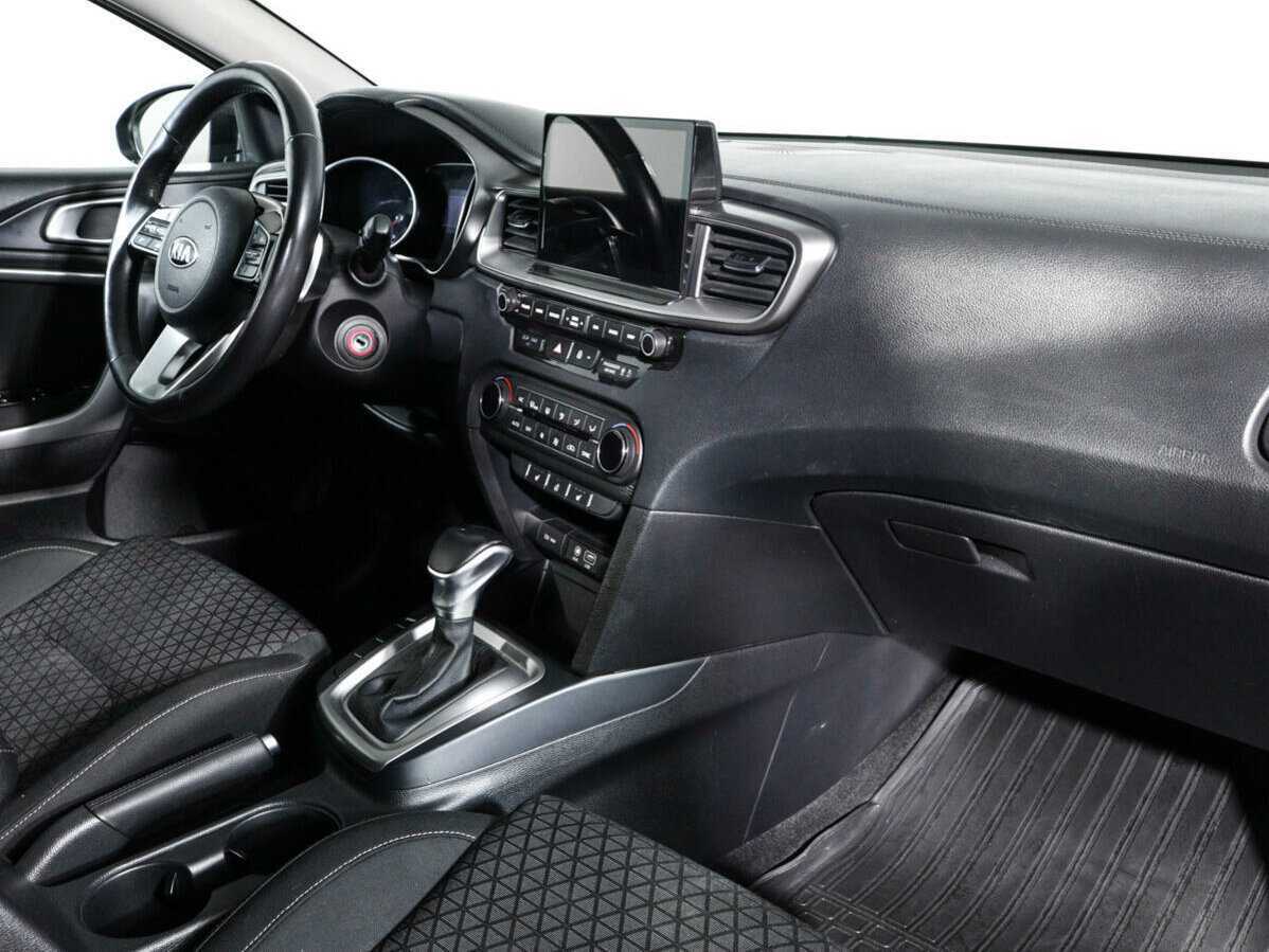 Купить Kia Ceed, 2019, 131 118 км.. Фото: #8