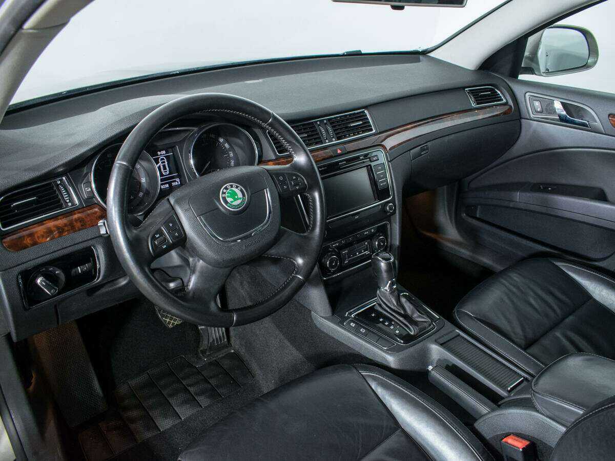 Купить Skoda Superb, 2013, 130 237 км.. Фото: #12