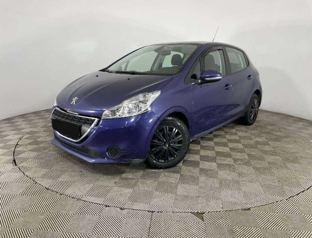 Купить Peugeot 208, 2014, 147 190 км.. Посмотреть фото