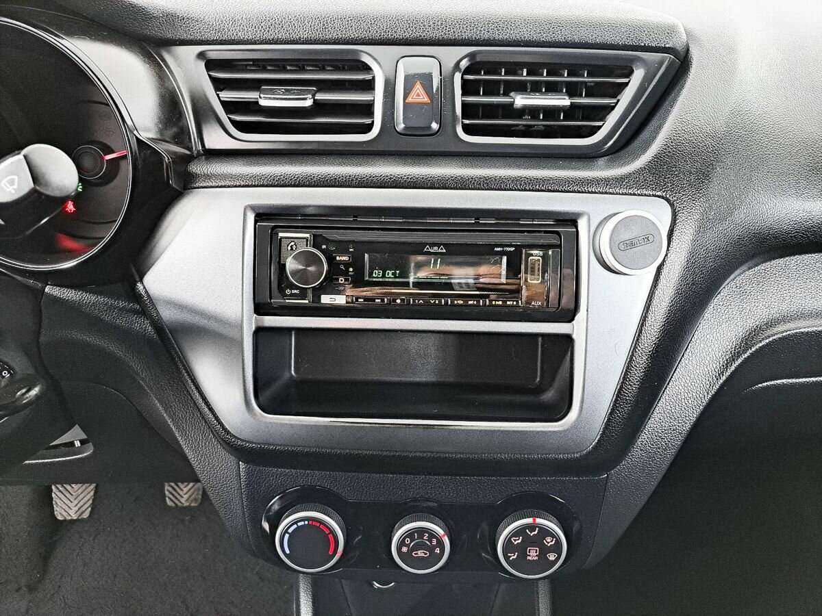 Купить Kia Rio, 2016, 119 300 км.. Фото: #12