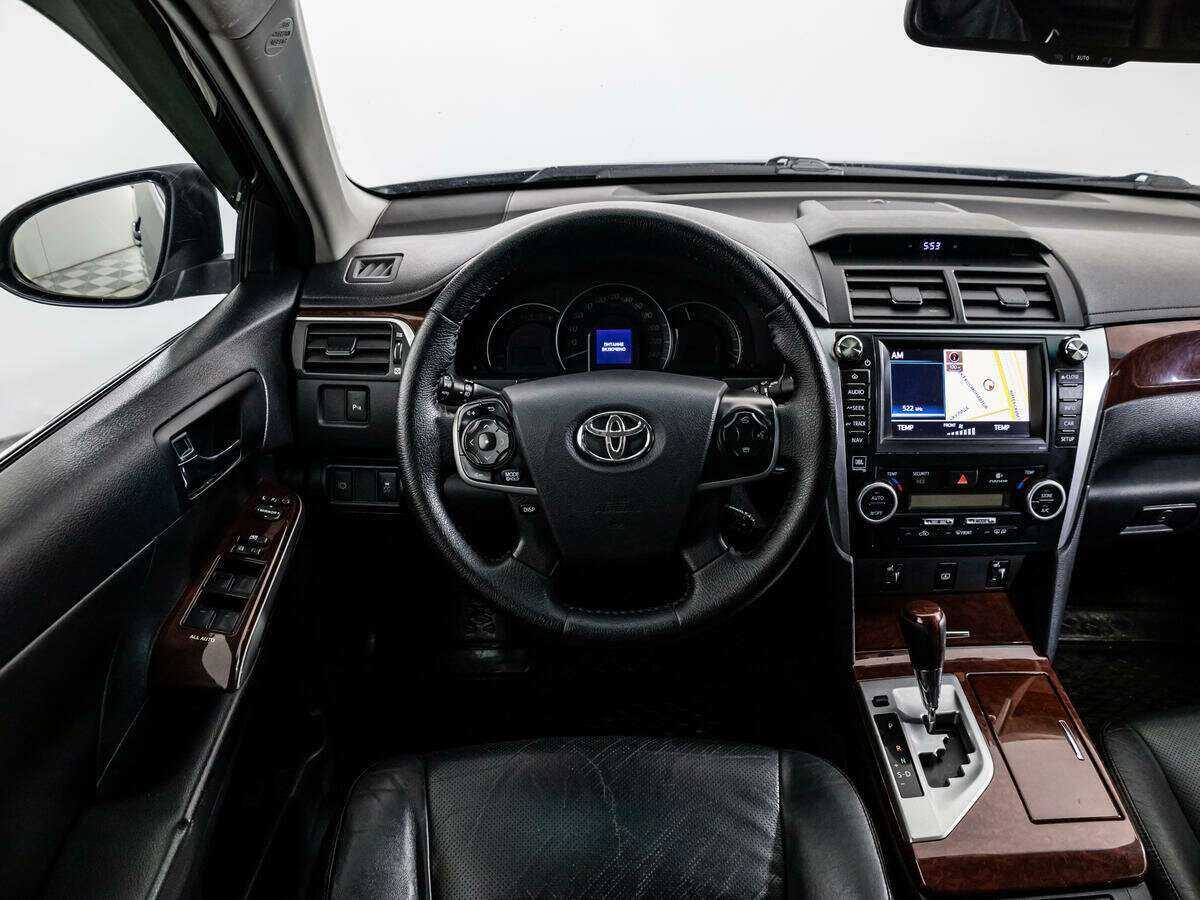 Купить Toyota Camry, 2013, 240 160 км.. Фото: #13