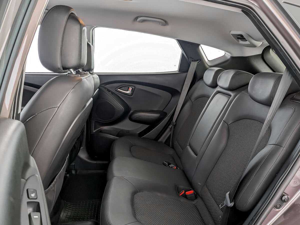 Купить Hyundai ix35, 2012, 64 800 км.. Фото: #9