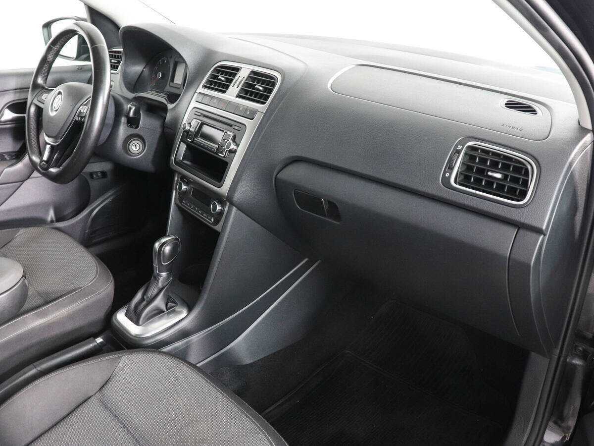 Купить Volkswagen Polo, 2017, 113 409 км.. Фото: #5