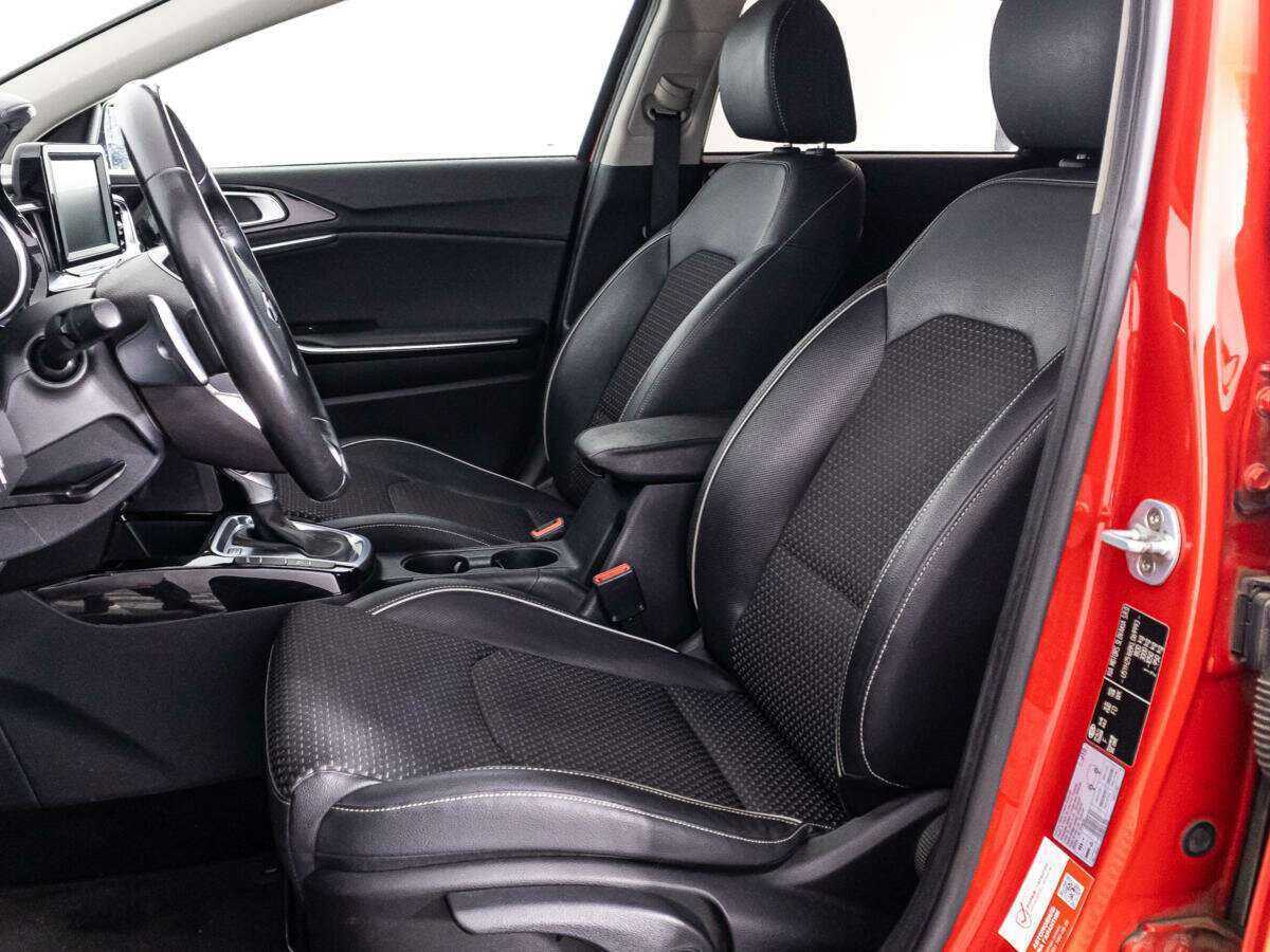 Купить Kia Ceed, 2019, 70 343 км.. Фото: #15