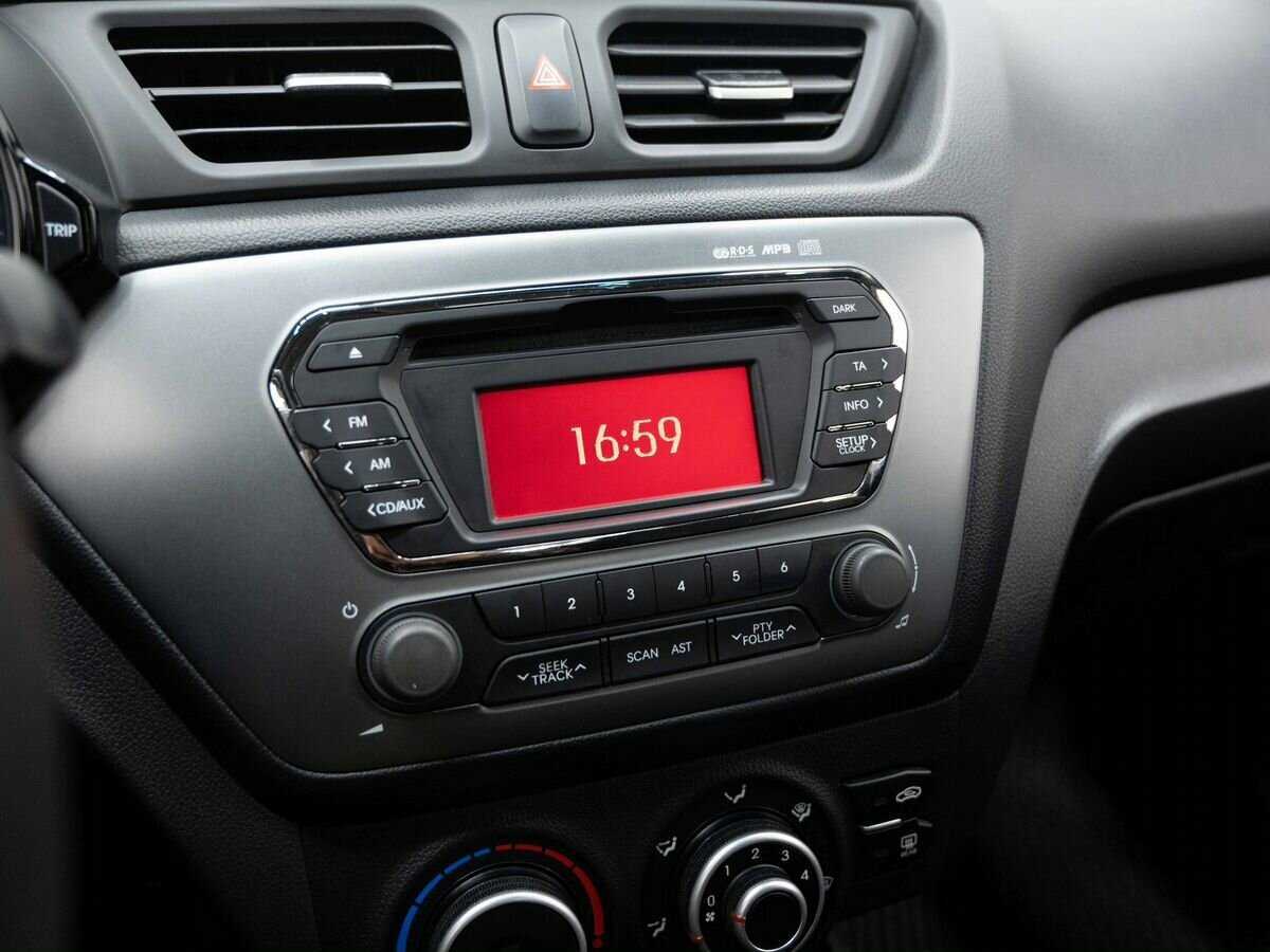Купить Kia Rio, 2014, 156 000 км.. Фото: #17