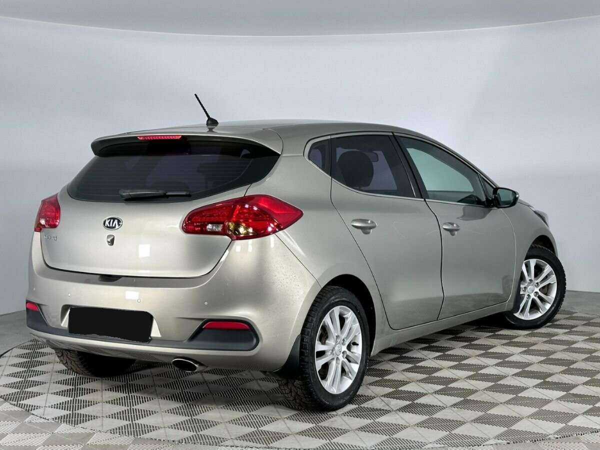 Купить Kia Ceed, 2014, 75 320 км.. Фото: #1