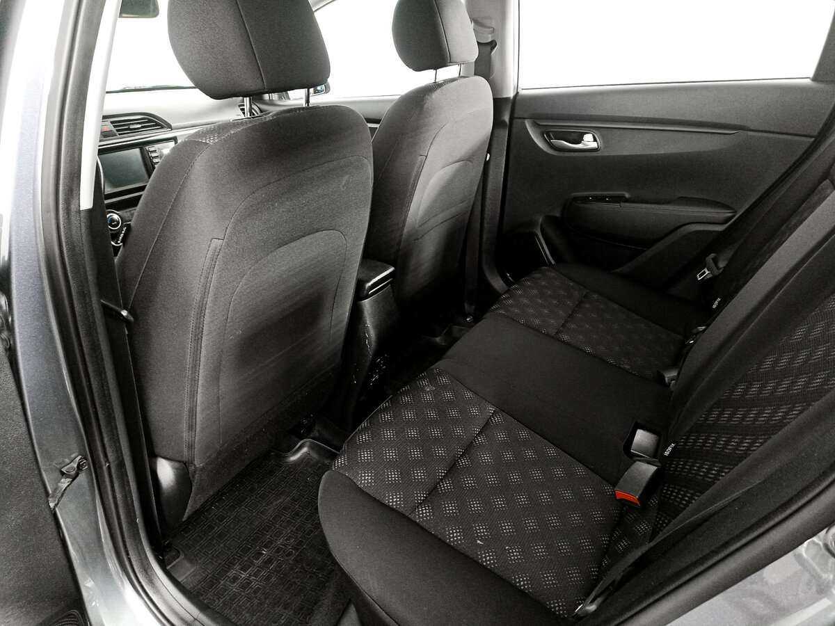 Купить Kia Rio, 2018, 57 173 км.. Фото: #9