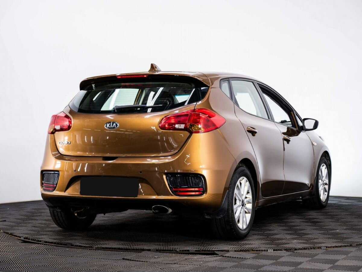 Купить Kia Ceed, 2017, 142 000 км.. Фото: #5