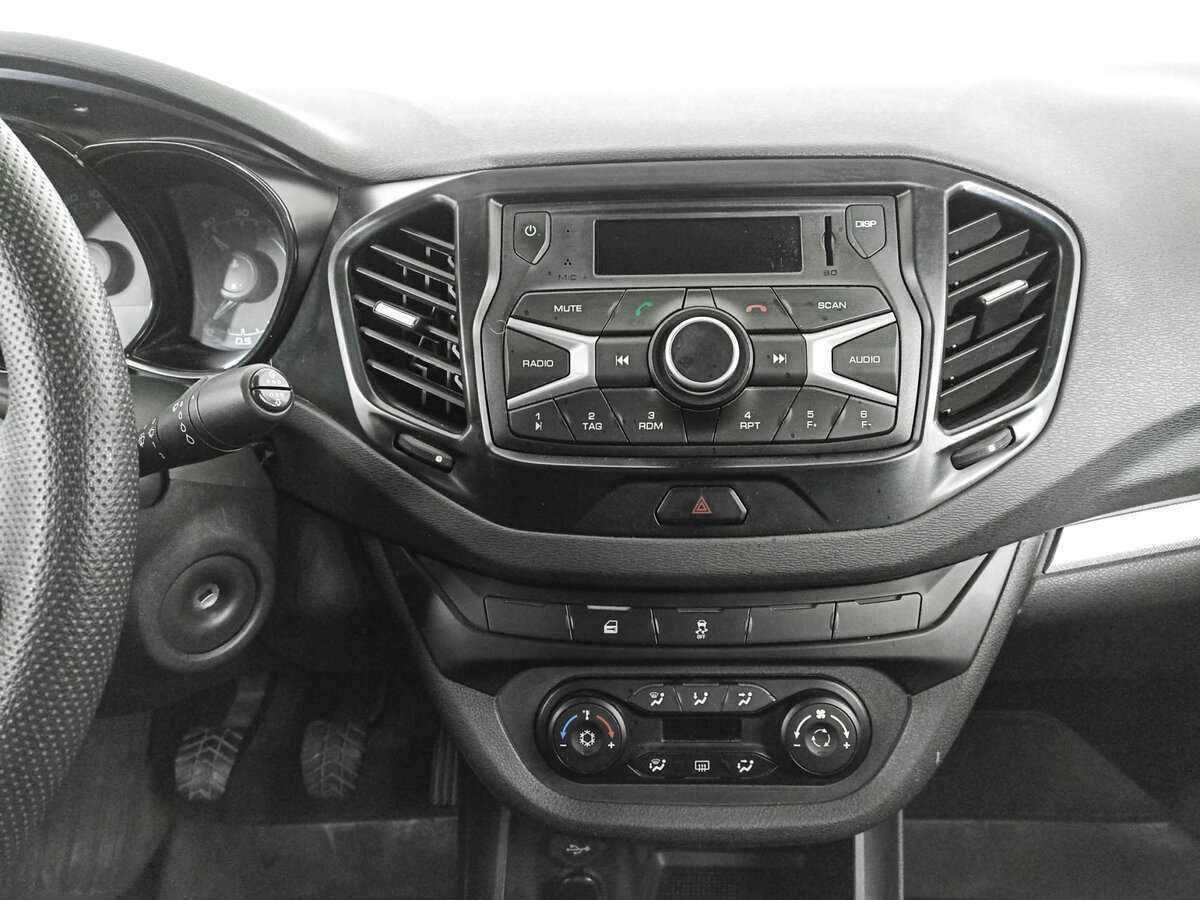 Купить Lada (ВАЗ) Vesta, 2017, 76 195 км.. Фото: #14