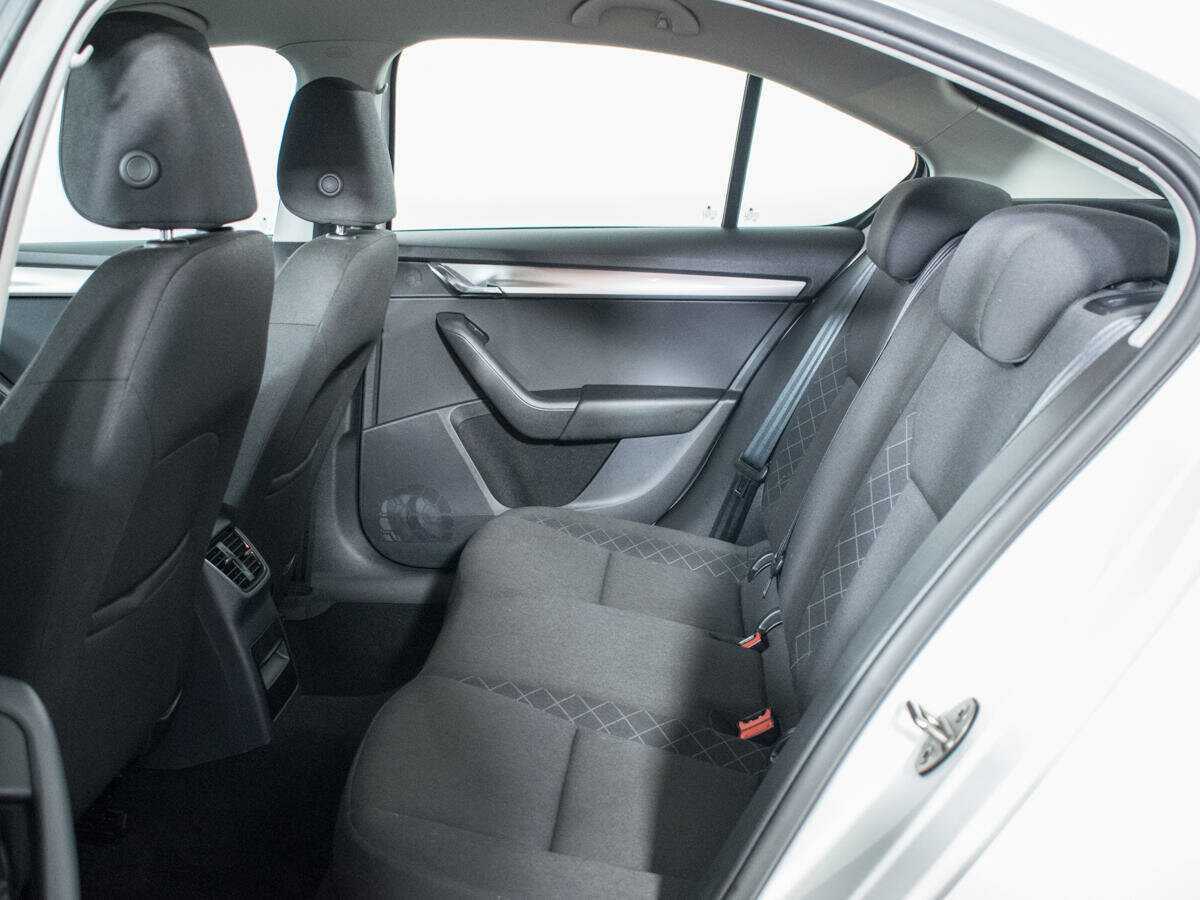 Купить Skoda Octavia, 2019, 37 010 км.. Фото: #9