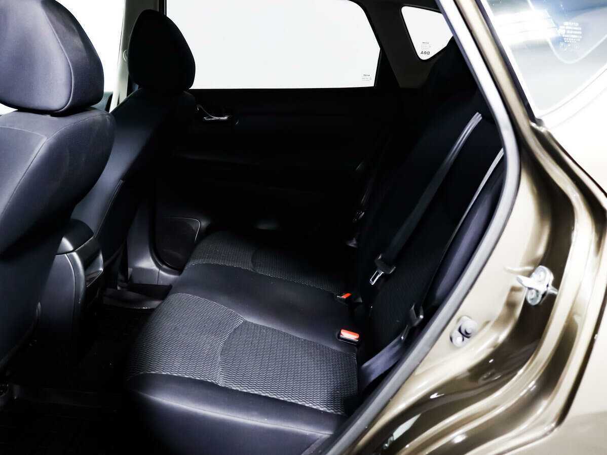 Купить Nissan Tiida, 2015, 84 520 км.. Фото: #9