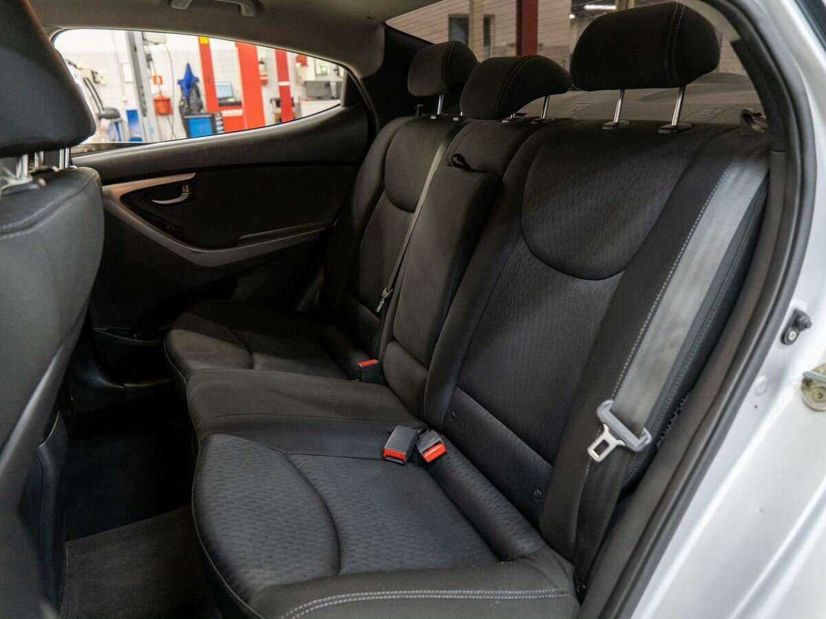 Купить Hyundai Elantra, 2012, 197 450 км.. Фото: #6