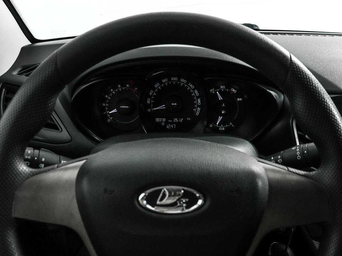 Купить Lada (ВАЗ) Vesta, 2017, 90 377 км.. Фото: #12