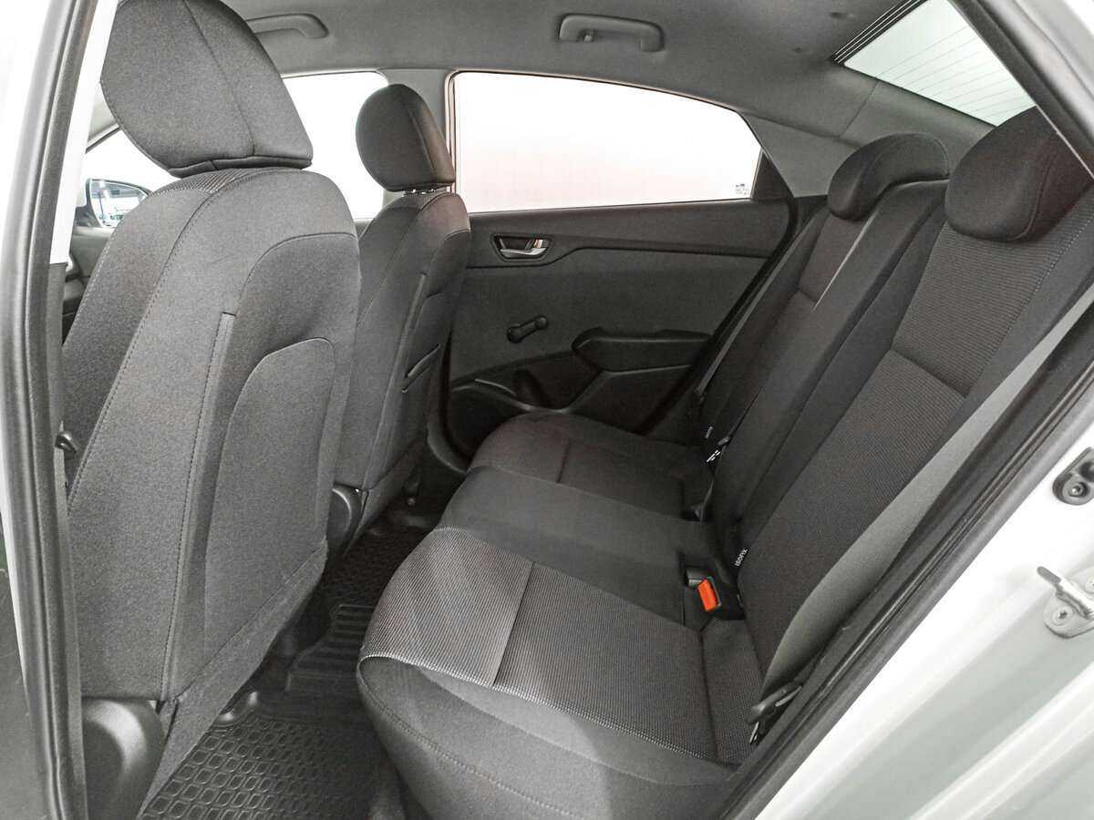 Купить Hyundai Solaris, 2017, 82 558 км.. Фото: #9