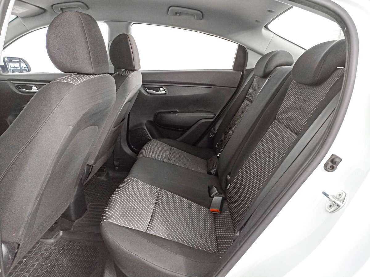 Купить Kia Rio, 2018, 113 003 км.. Фото: #9