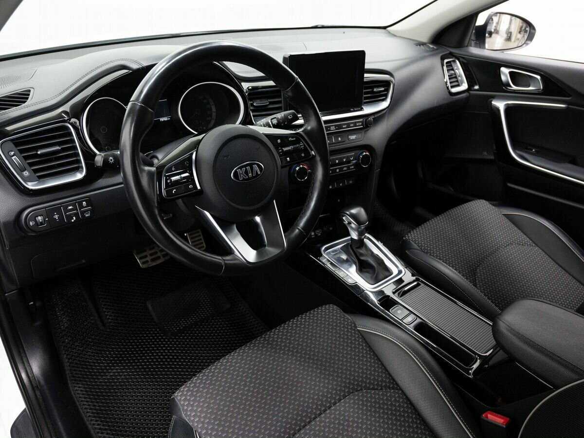 Купить Kia Ceed, 2018, 72 000 км.. Фото: #6