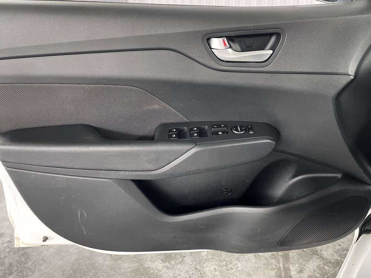 Купить Hyundai Solaris, 2018, 64 084 км.. Фото: #18