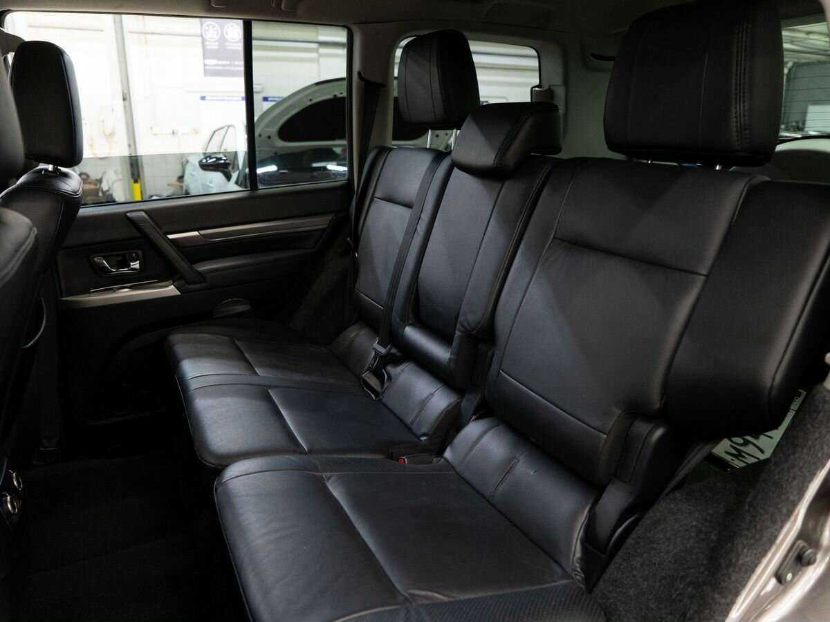 Купить Mitsubishi Pajero, 2012, 235 000 км.. Фото: #6