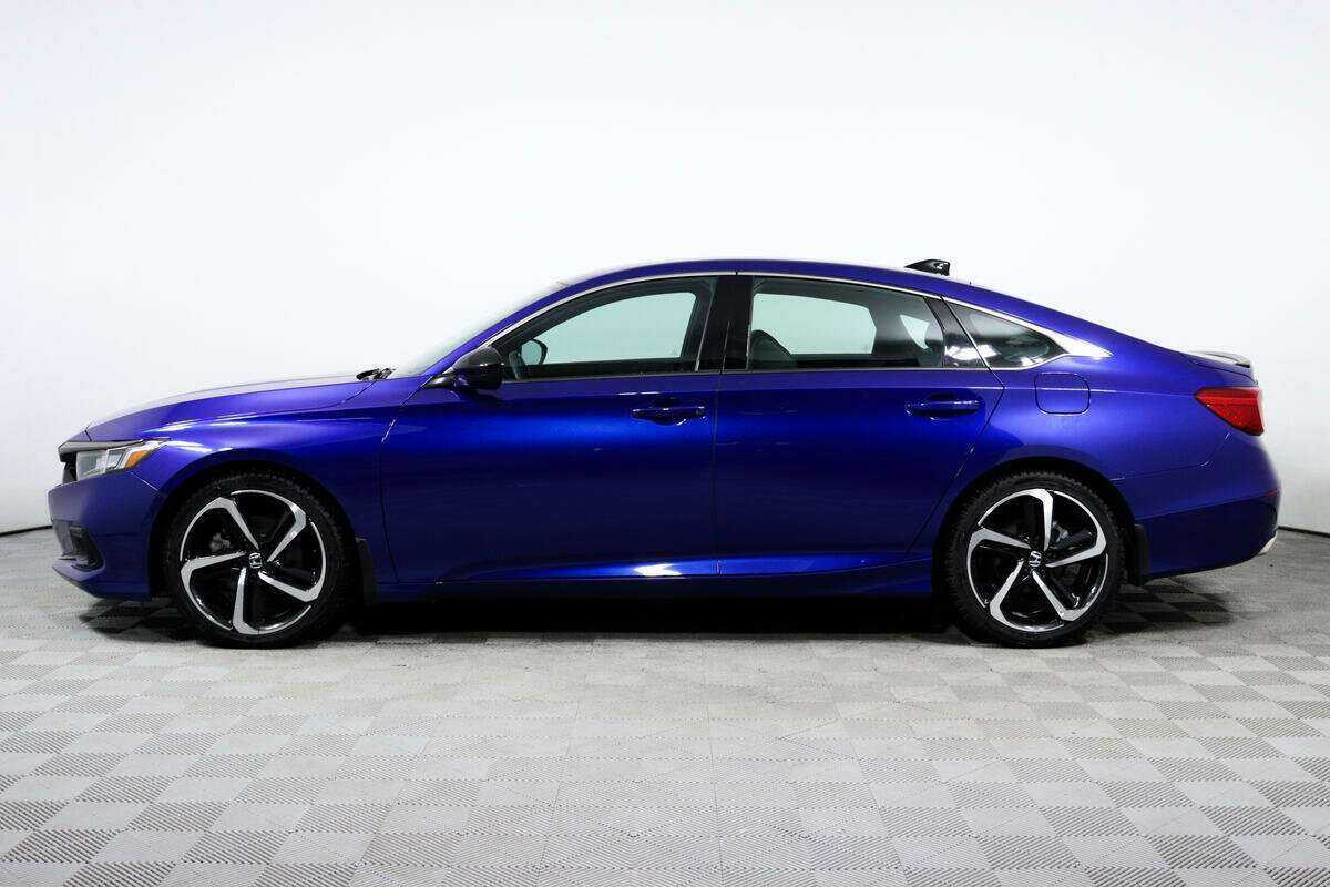 Купить Honda Accord, 2022, 10 563 км.. Фото: #7