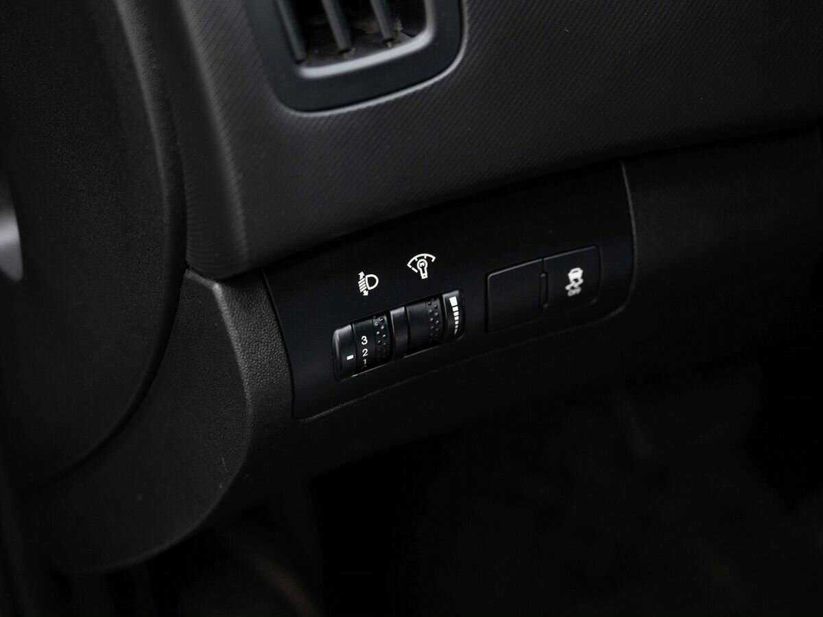 Купить Kia Ceed, 2012, 207 297 км.. Фото: #17