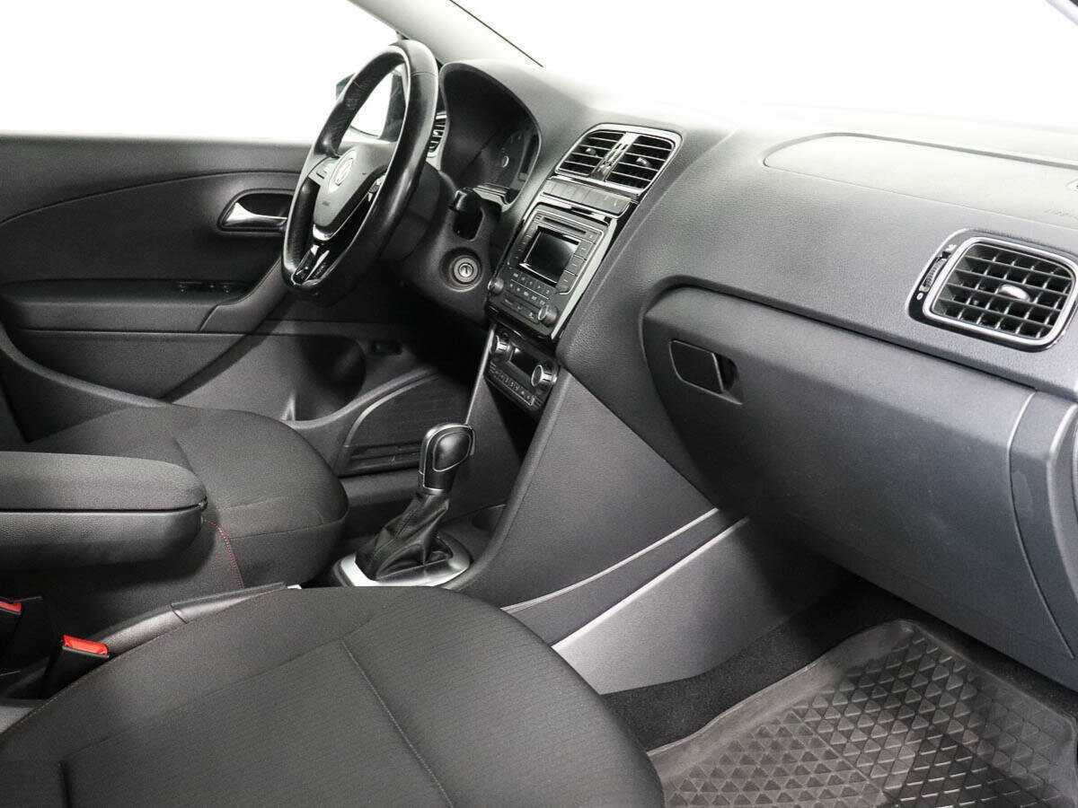 Купить Volkswagen Polo, 2017, 80 300 км.. Фото: #6