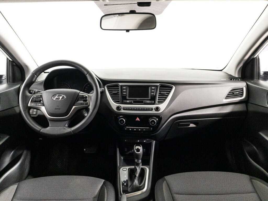 Купить Hyundai Solaris, 2017, 64 830 км.. Фото: #12