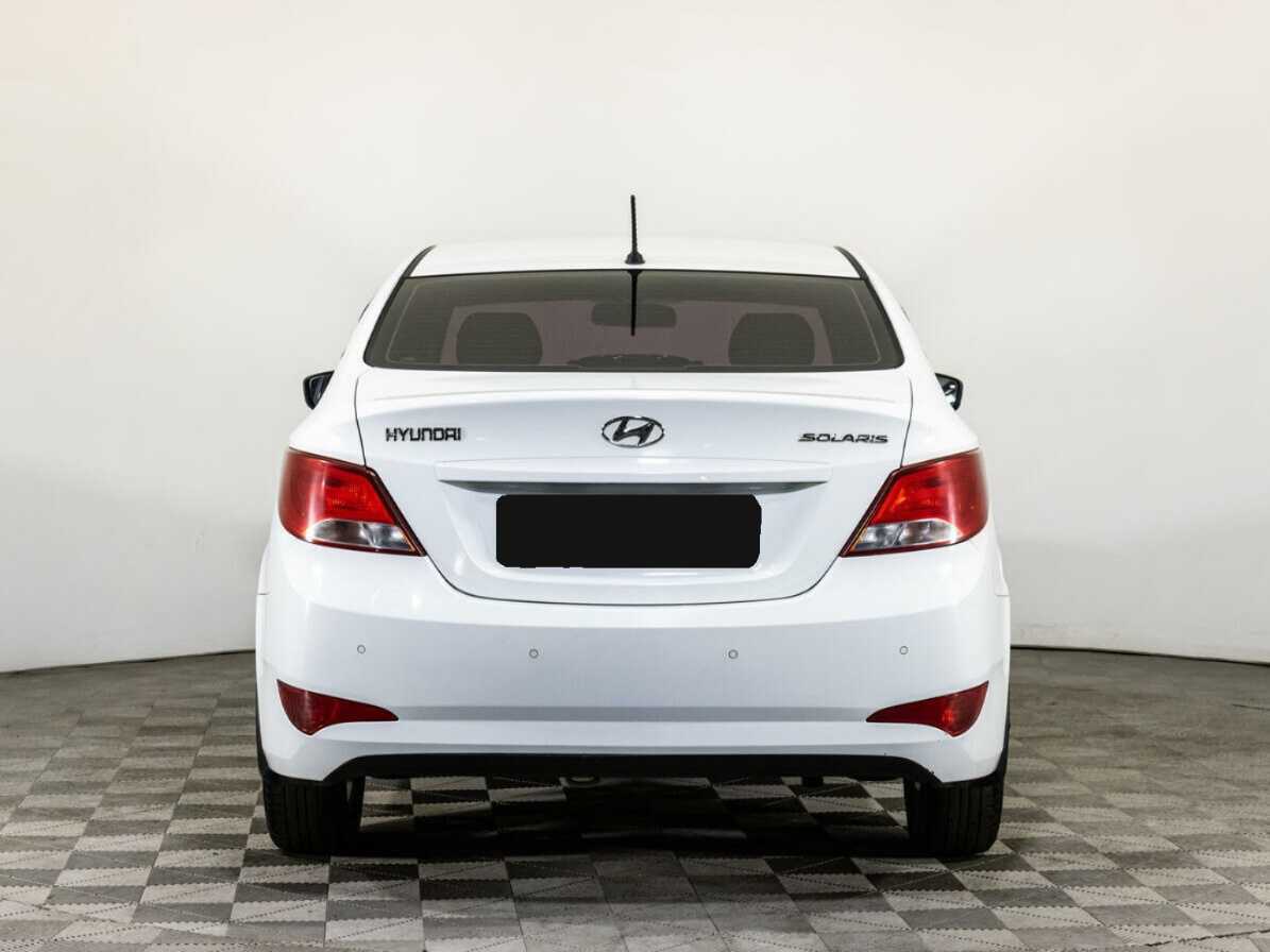 Купить Hyundai Solaris, 2015, 151 966 км.. Фото: #5