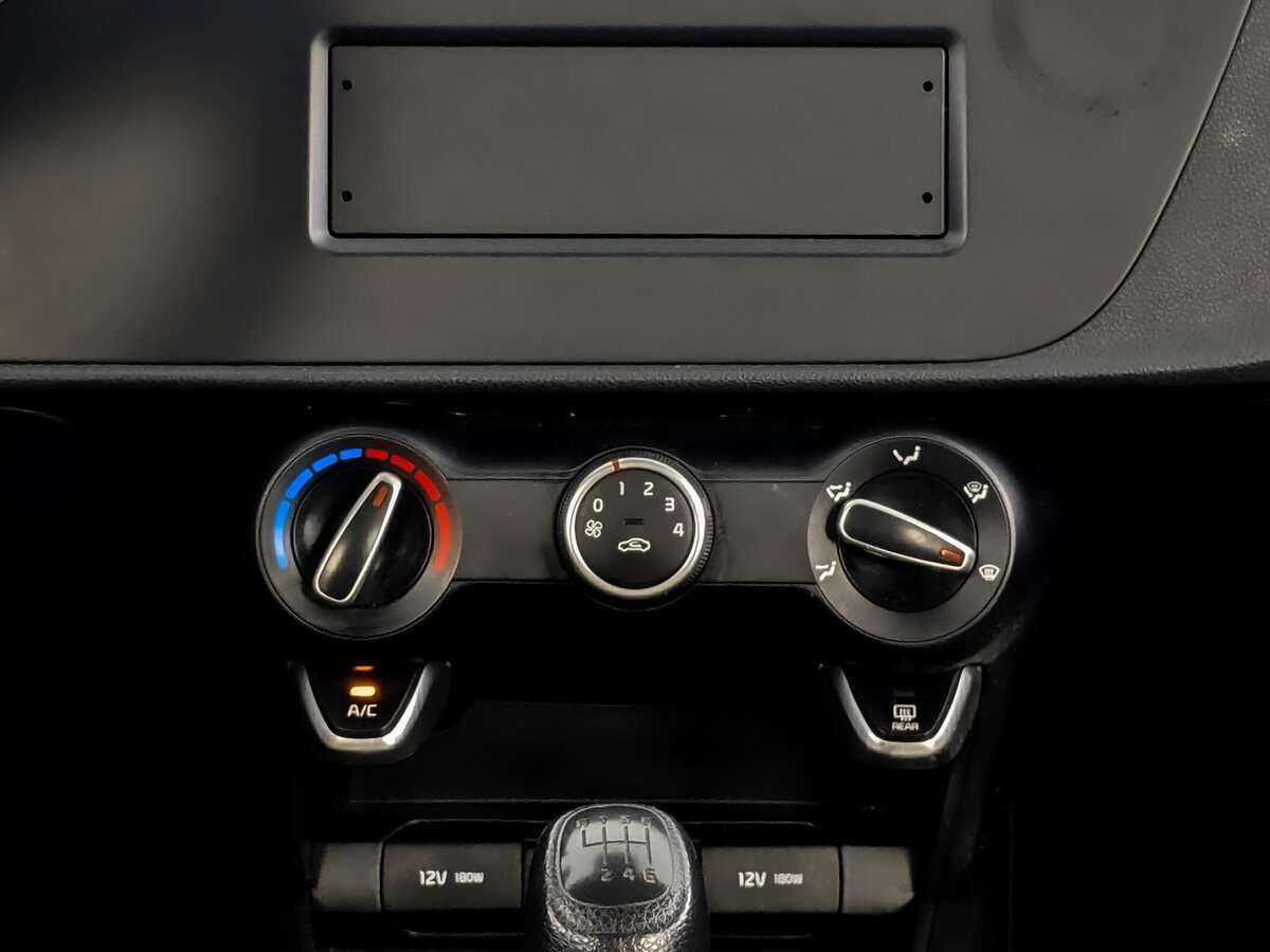 Купить Kia Rio, 2021, 61 000 км.. Фото: #14