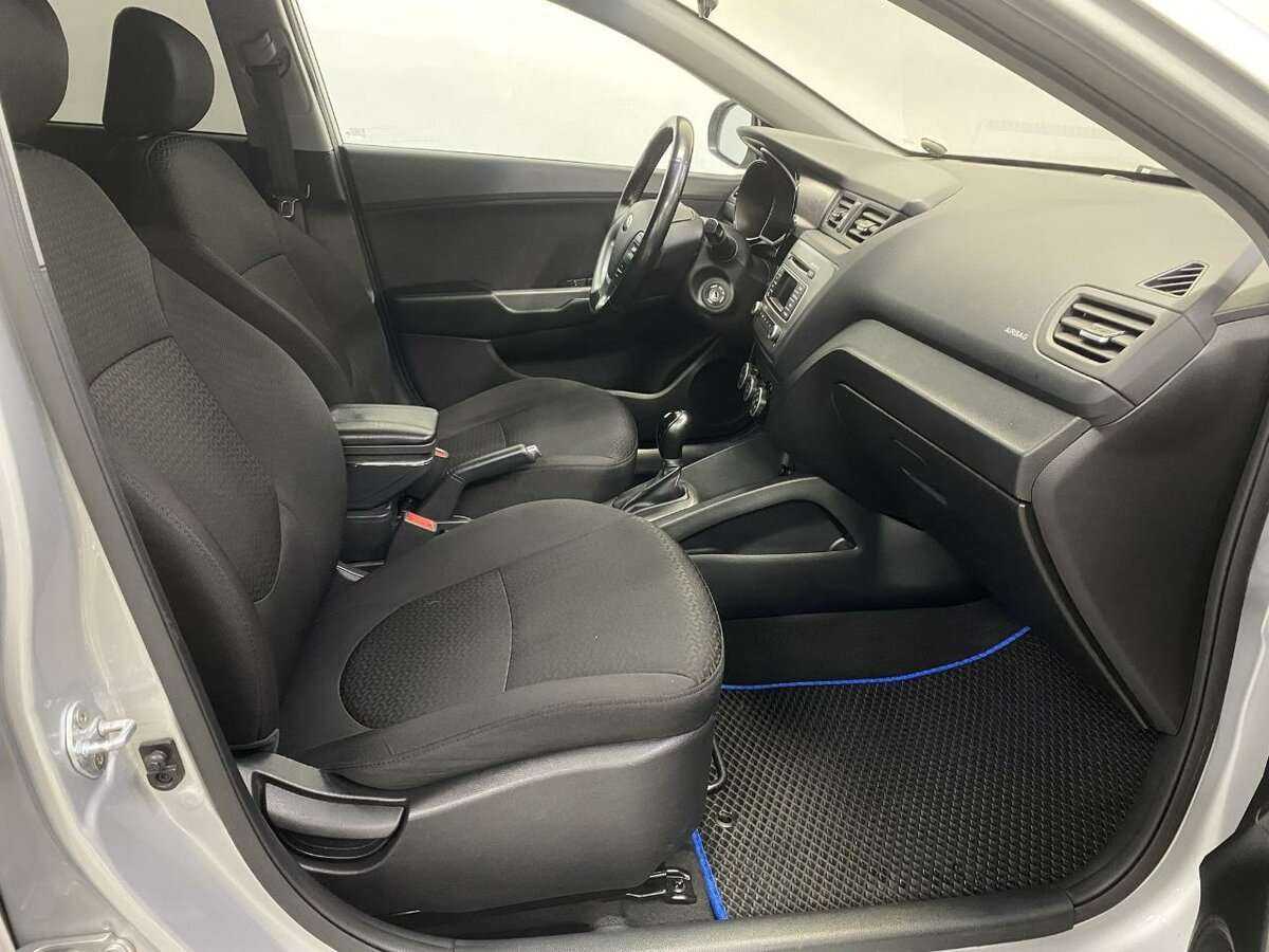 Купить Kia Rio, 2017, 119 000 км.. Фото: #12