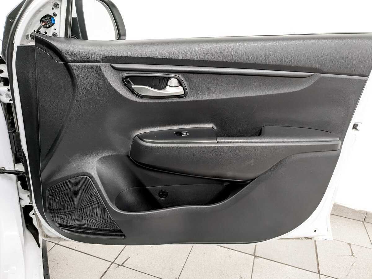 Купить Kia Rio, 2020, 189 238 км.. Фото: #22