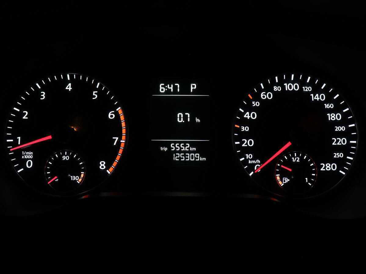 Купить Volkswagen Jetta, 2014, 125 306 км.. Фото: #6