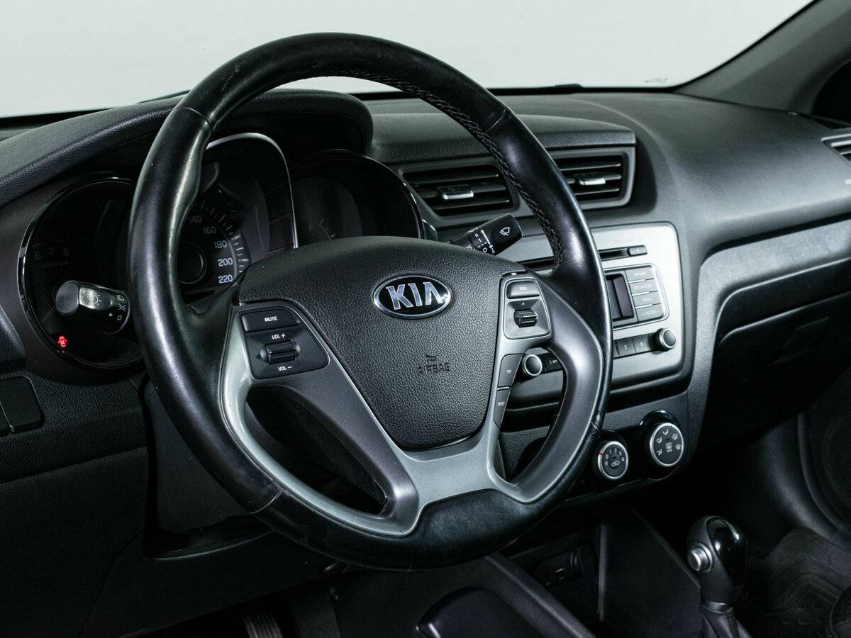 Купить Kia Rio, 2016, 141 000 км.. Фото: #11