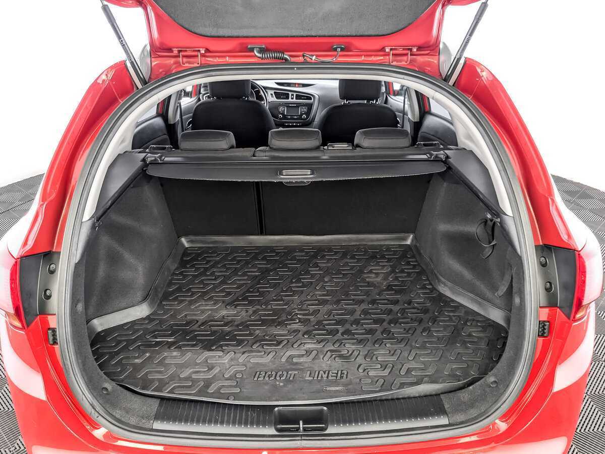 Купить Kia Ceed, 2014, 196 785 км.. Фото: #9