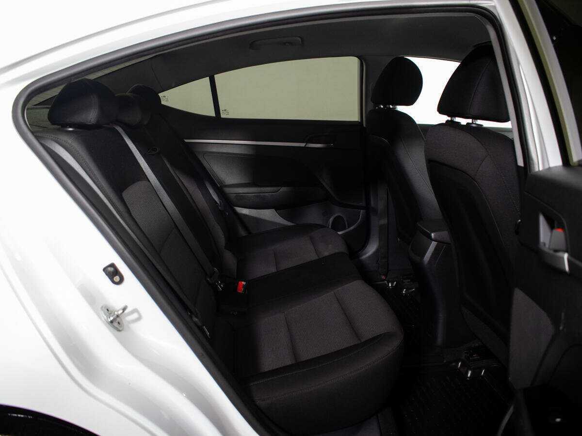 Купить Hyundai Elantra, 2019, 283 000 км.. Фото: #9