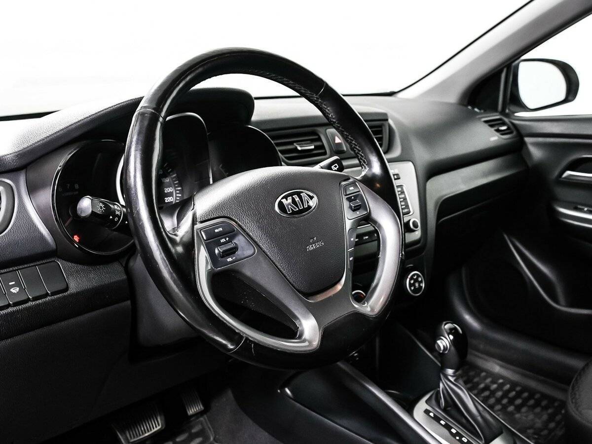 Купить Kia Rio, 2017, 91 869 км.. Фото: #9
