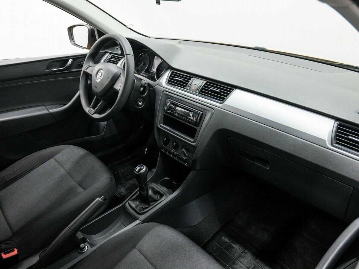 Купить Skoda Rapid, 2017, 122 000 км.. Фото: #9