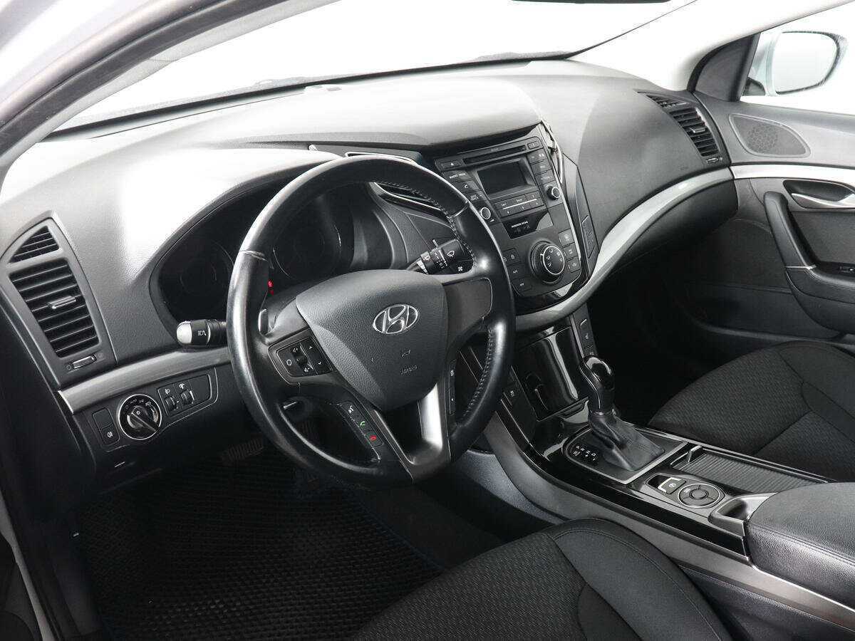 Купить Hyundai i40, 2016, 146 497 км.. Фото: #8